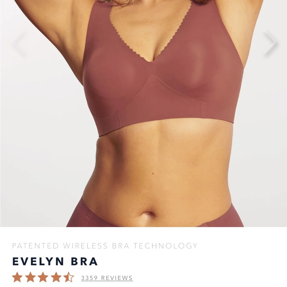 Evelyn and Bobbie Bra